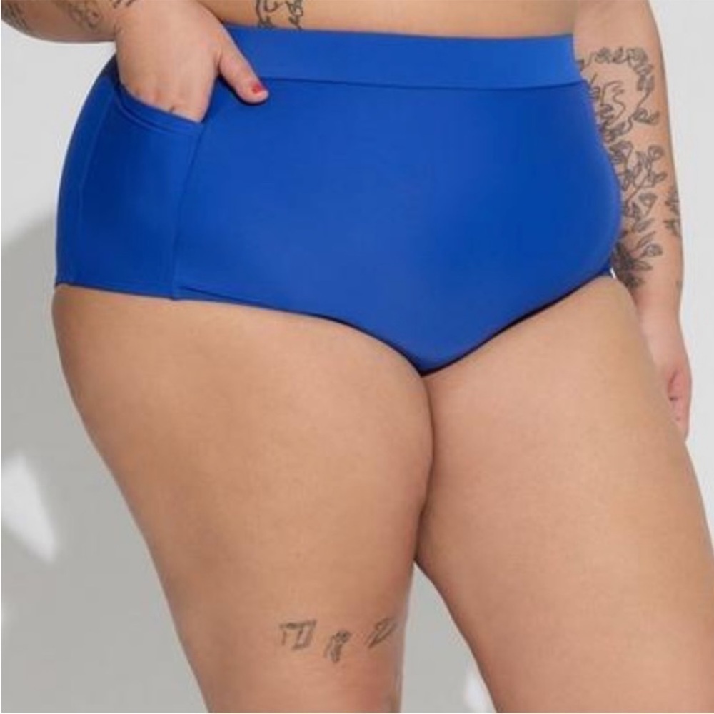 NWT Torrid Ultra High-Rise Pocket Swim Bottom in Surf The Web Blue